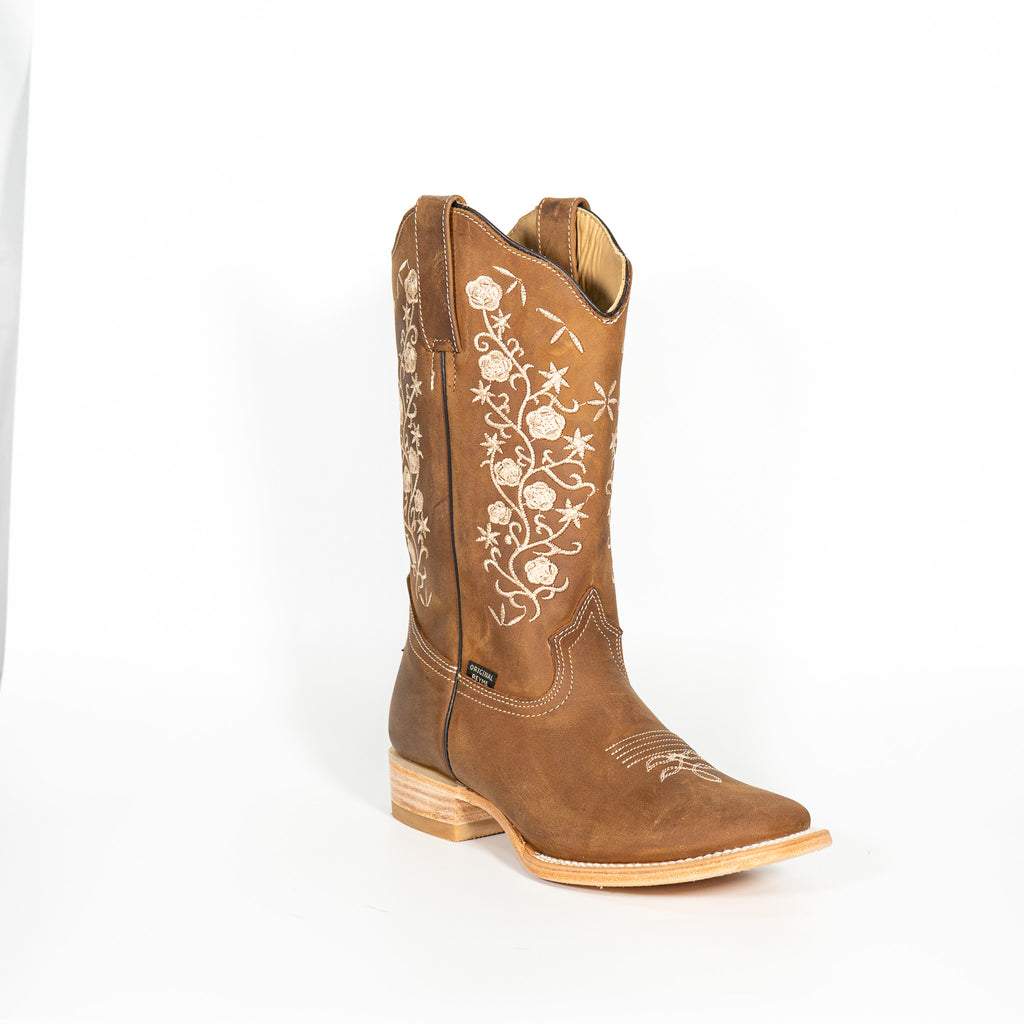 064 Crazy Thang Cuero